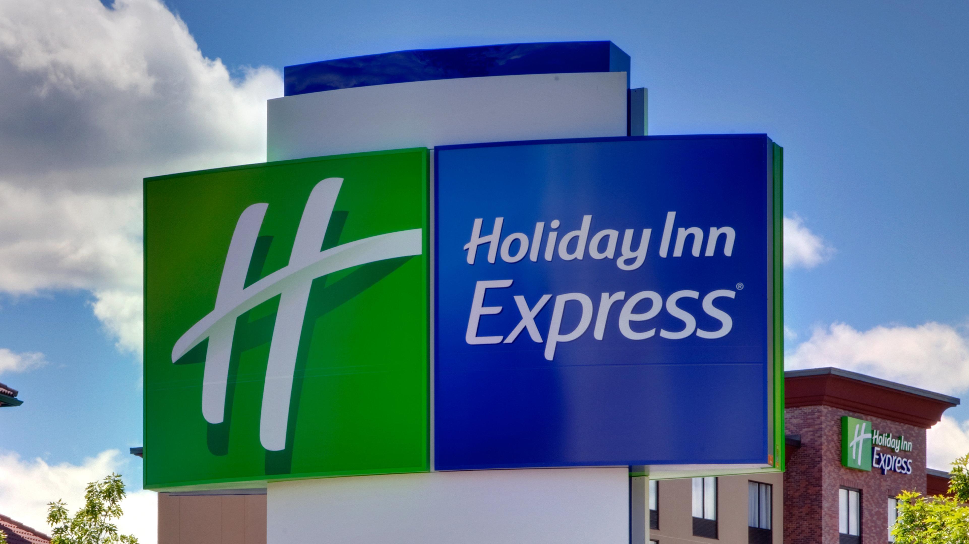Holiday Inn Express & Suites Dearborn Sw - Detroit Area By Ihg Exterior foto
