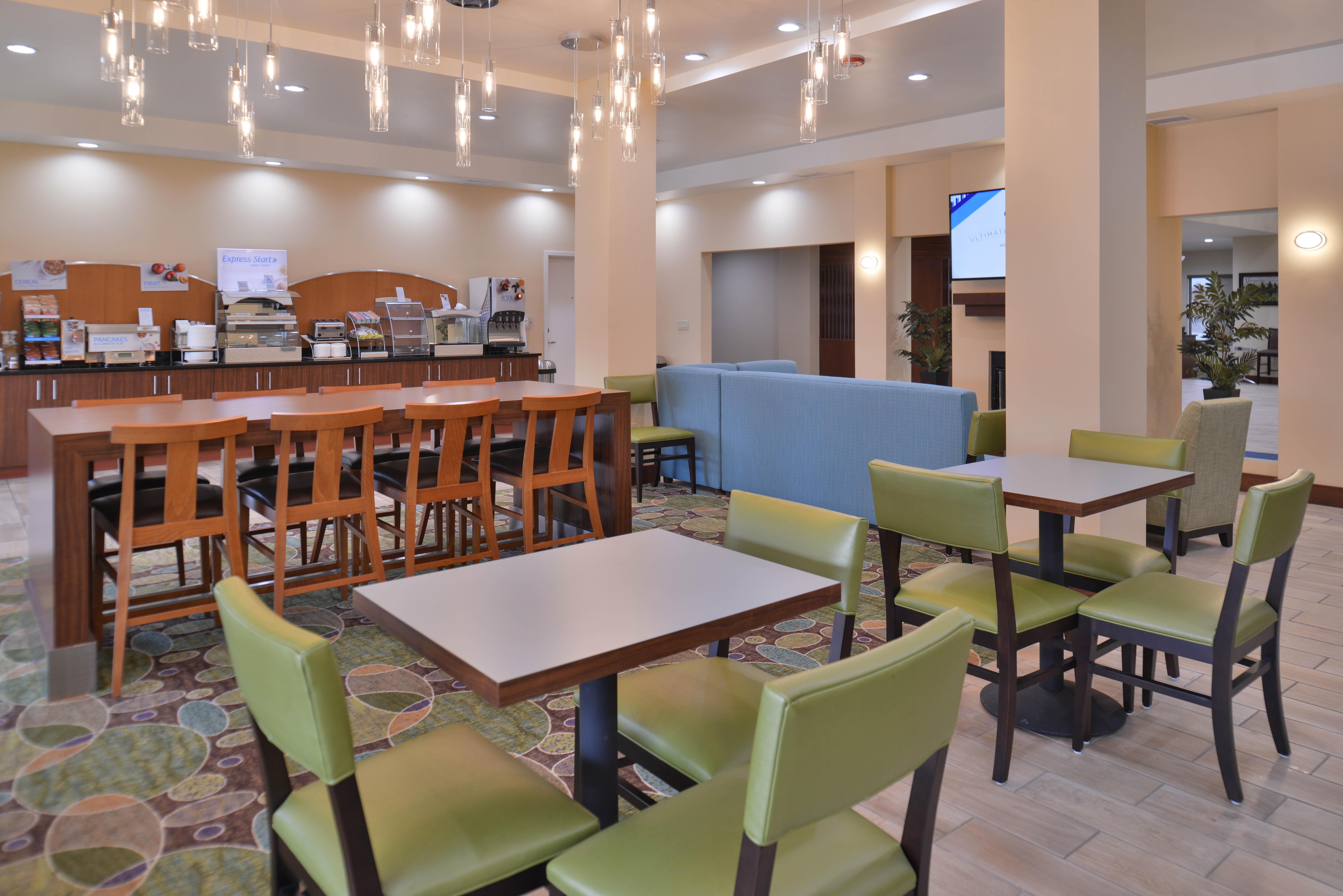 Holiday Inn Express & Suites Dearborn Sw - Detroit Area By Ihg Exterior foto