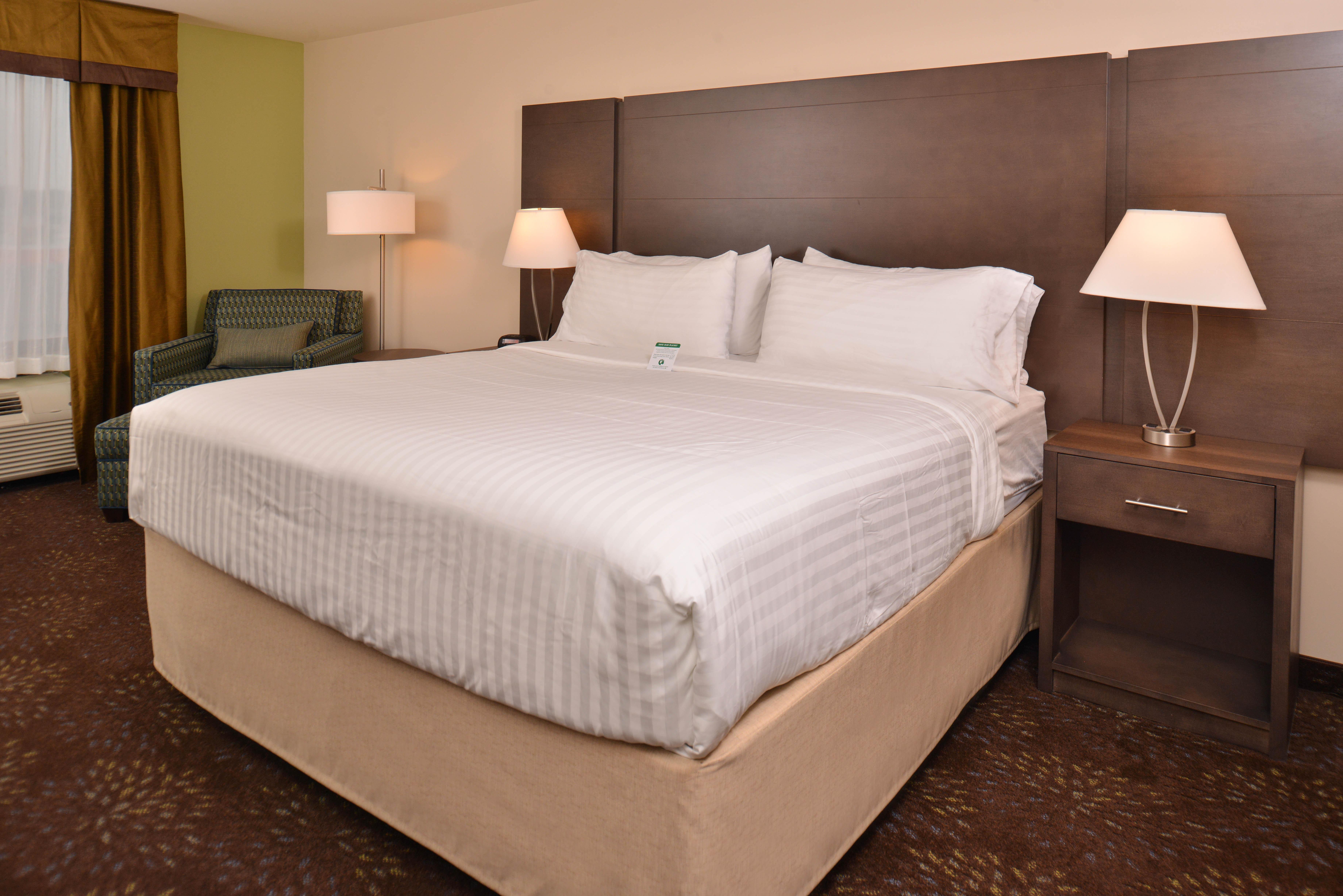 Holiday Inn Express & Suites Dearborn Sw - Detroit Area By Ihg Exterior foto